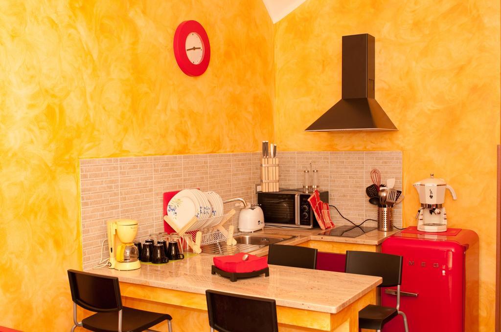 Lucky Domus Esquilino Lägenhet Rom Rum bild