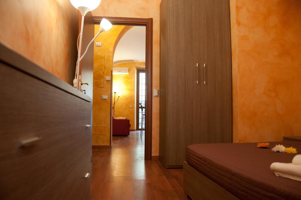 Lucky Domus Esquilino Lägenhet Rom Rum bild