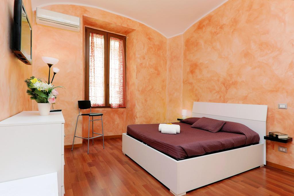 Lucky Domus Esquilino Lägenhet Rom Rum bild