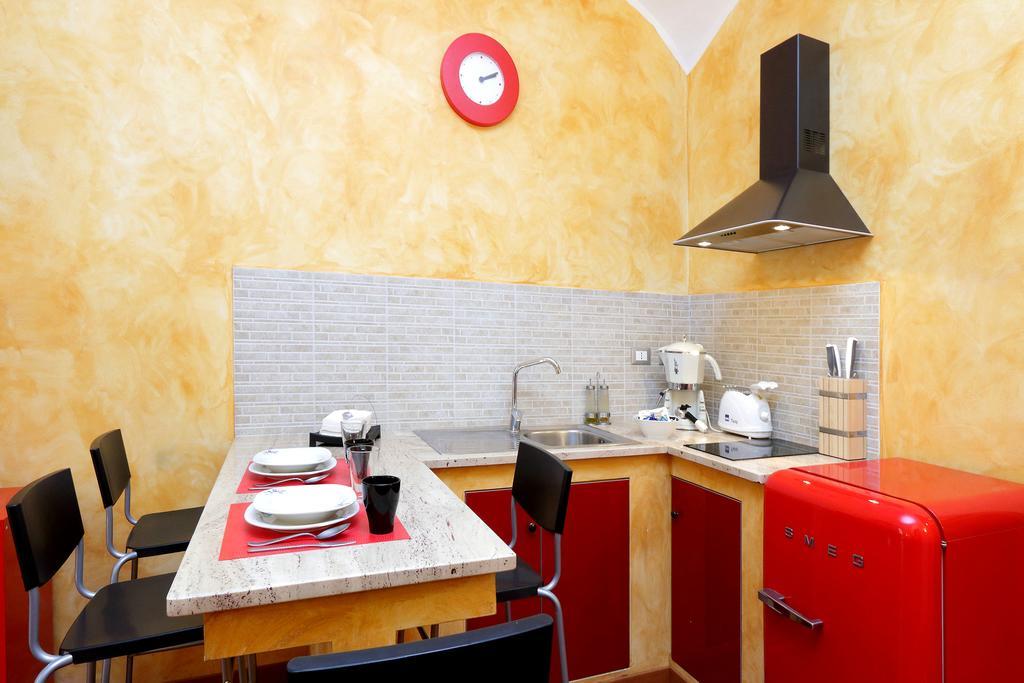 Lucky Domus Esquilino Lägenhet Rom Rum bild